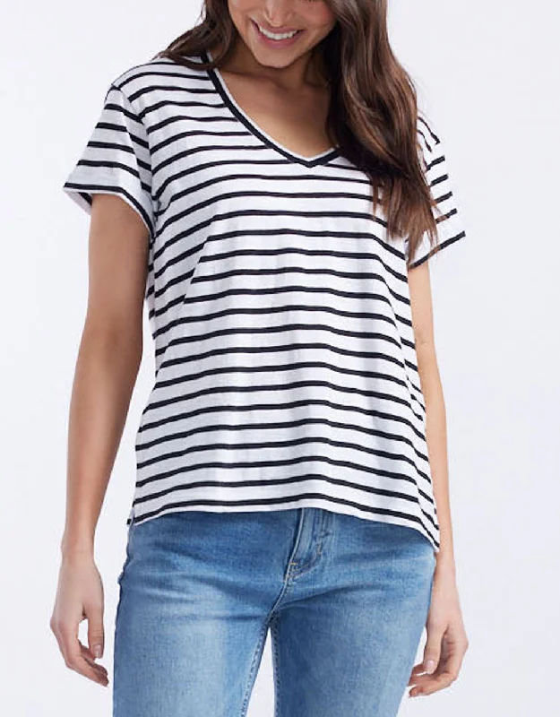 Plus size halter - neck beach dress for a breezy vacationTurn Back V Neck T-Shirt - White/Black Stripe Plus size halter - neck beach dress for a breezy vacationTurn Back V Neck T-Shirt - White/Black Stripe