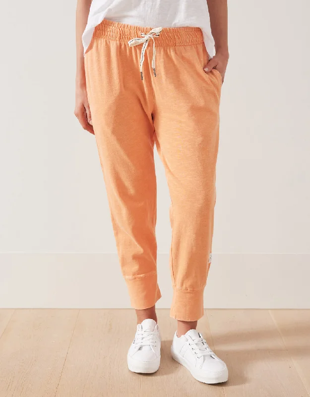 Plus size button - front denim dress for a casual and durable optionWashed 3/4 Brunch Pants - Peach Plus size button - front denim dress for a casual and durable optionWashed 3/4 Brunch Pants - Peach