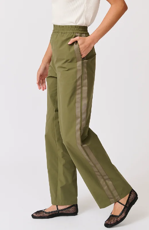 Plus size button - front denim dress for a casual and durable optionMilly Pant - Thyme Plus size button - front denim dress for a casual and durable optionMilly Pant - Thyme
