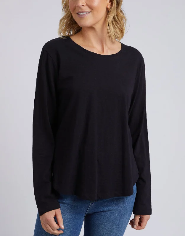 Plus size long - sleeve knitted dress for winter warmthEveryday Long Sleeve Tee - Black Plus size long - sleeve knitted dress for winter warmthEveryday Long Sleeve Tee - Black