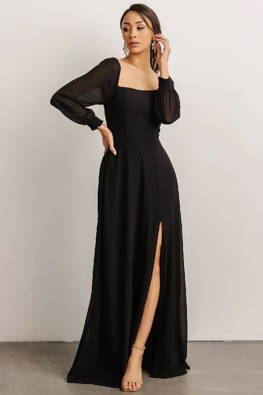 Empire Waist Women Dress to Accentuate the Bust and Conceal the WaistGiselle Maxi Dress | Black Empire Waist Women Dress to Accentuate the Bust and Conceal the WaistGiselle Maxi Dress | Black