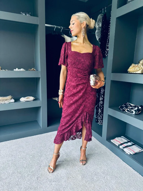 Pleated Women Dress with a Timeless and Elegant TextureHeidi Floral Burnout Ruched Midi Dress Wine Pleated Women Dress with a Timeless and Elegant TextureHeidi Floral Burnout Ruched Midi Dress Wine