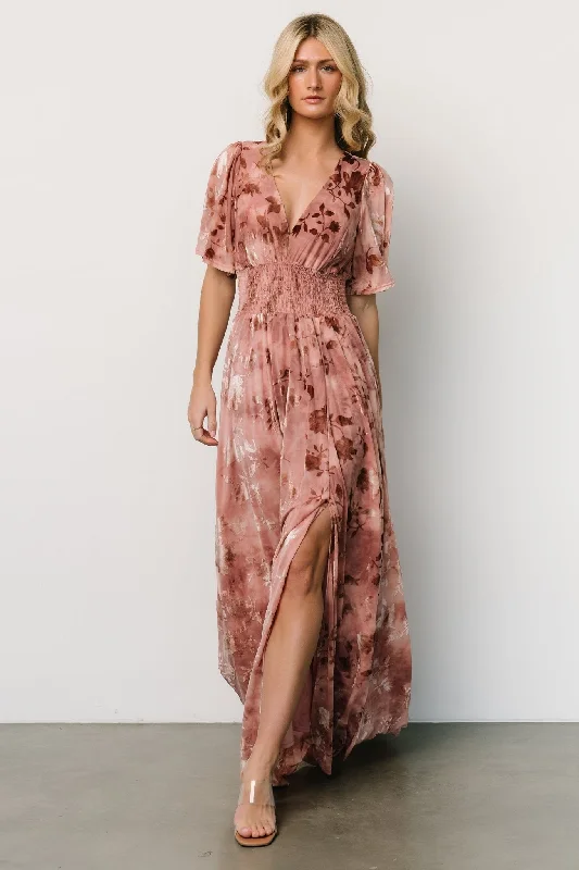 Strapless Women Dress with a Built - in Bra for Comfort and SupportVeronica Velvet Maxi Dress | Blush Strapless Women Dress with a Built - in Bra for Comfort and SupportVeronica Velvet Maxi Dress | Blush