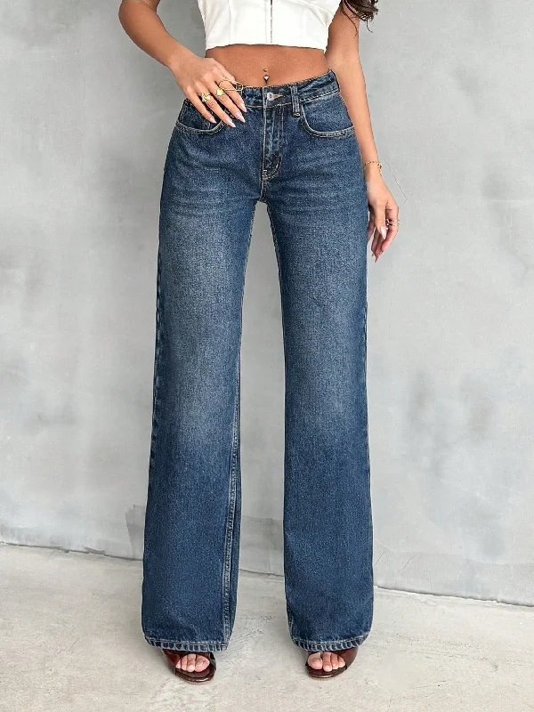 Acid - wash women jeans with a retro finishAged Rust Blue Loose Straight Fit Jeans