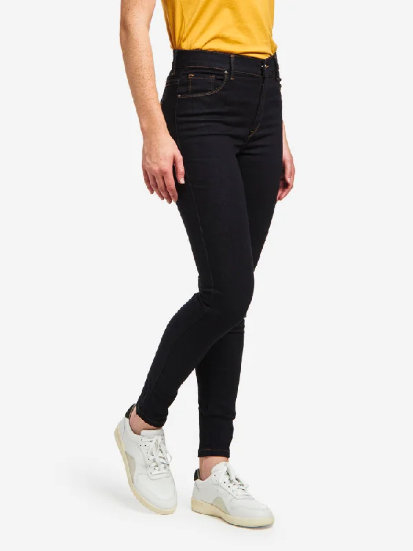 Straight - leg women jeans with a classic and timeless appealHigh Rise Skinny Moore Jeans