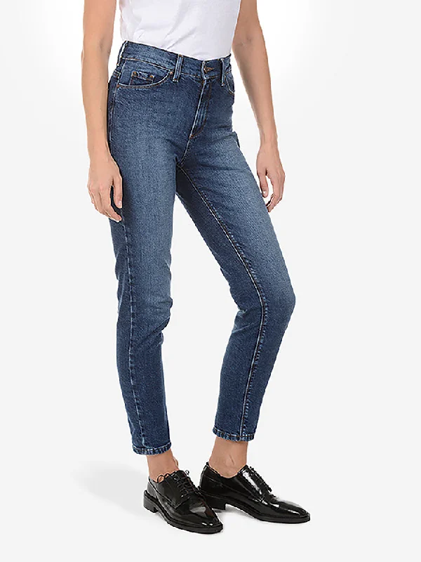 Acid - wash women jeans with a retro finishMom Ridge Jeans