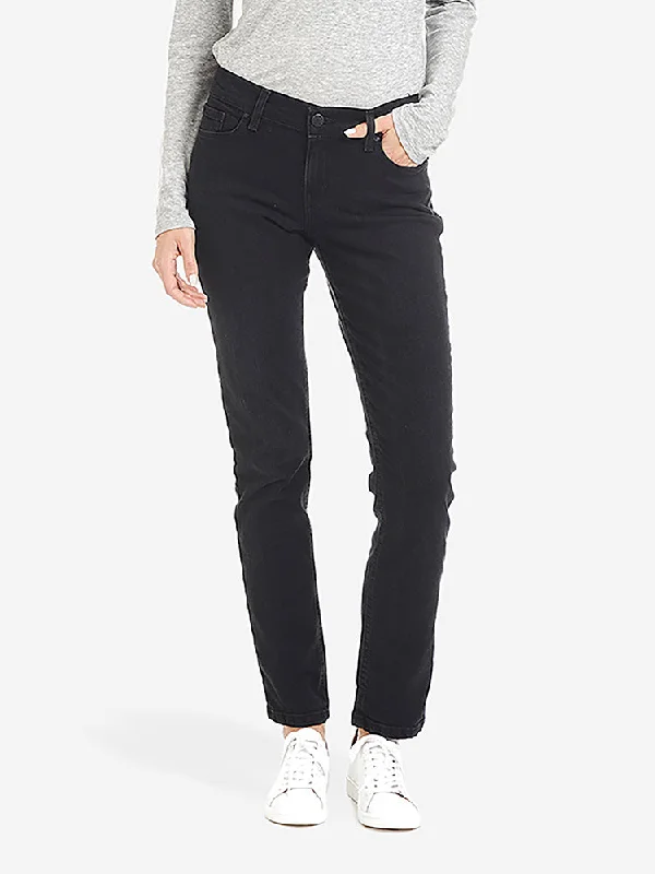 Straight - leg women jeans with a classic and timeless appealSlim Straight Allen Jeans