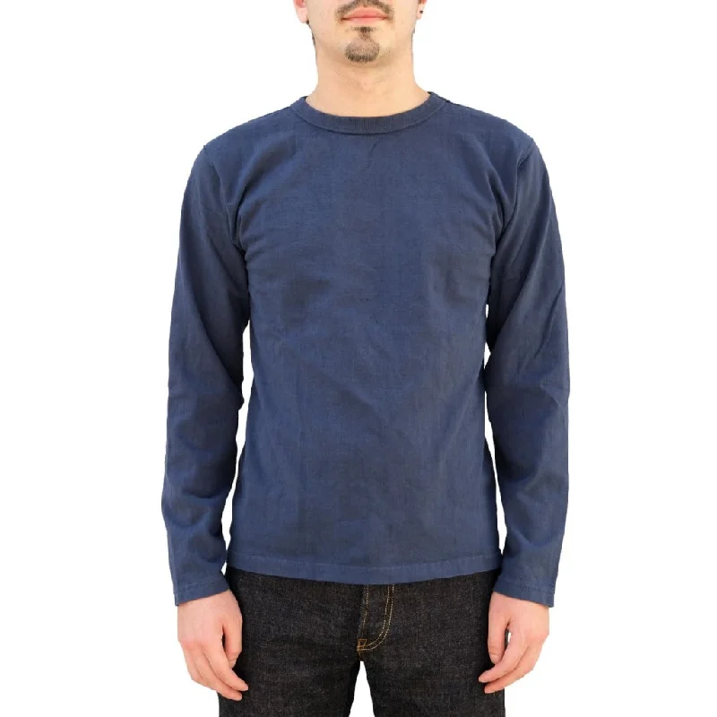 Denim Top for a Beachside Picnic with a Laid - Back StyleStudio D'Artisan 8088 L/S Loopwheel Tee (Navy) Denim Top for a Beachside Picnic with a Laid - Back StyleStudio D'Artisan 8088 L/S Loopwheel Tee (Navy)