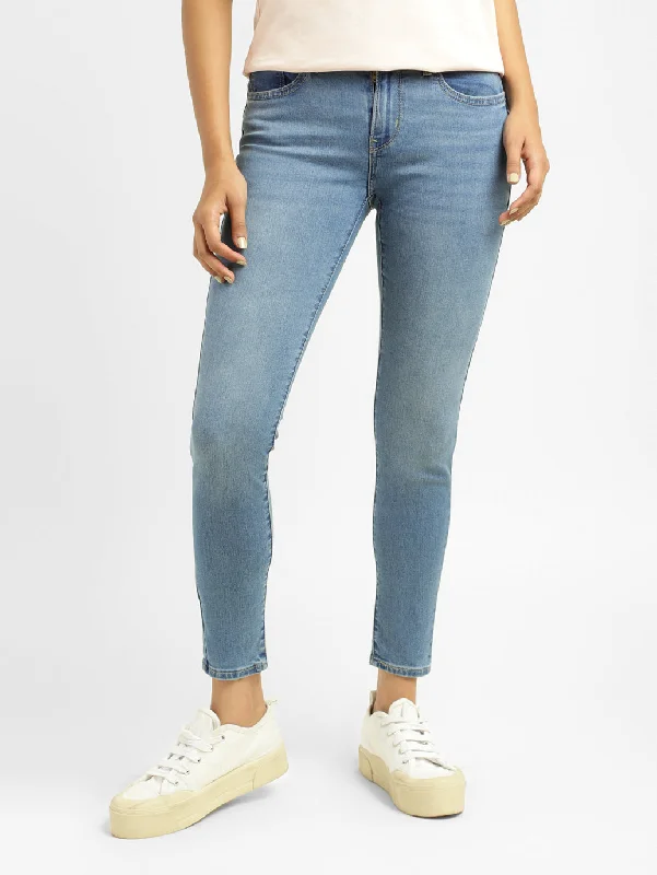 Acid - wash women jeans with a retro finishWomen's Mid Rise 710 Super Skinny Jeans