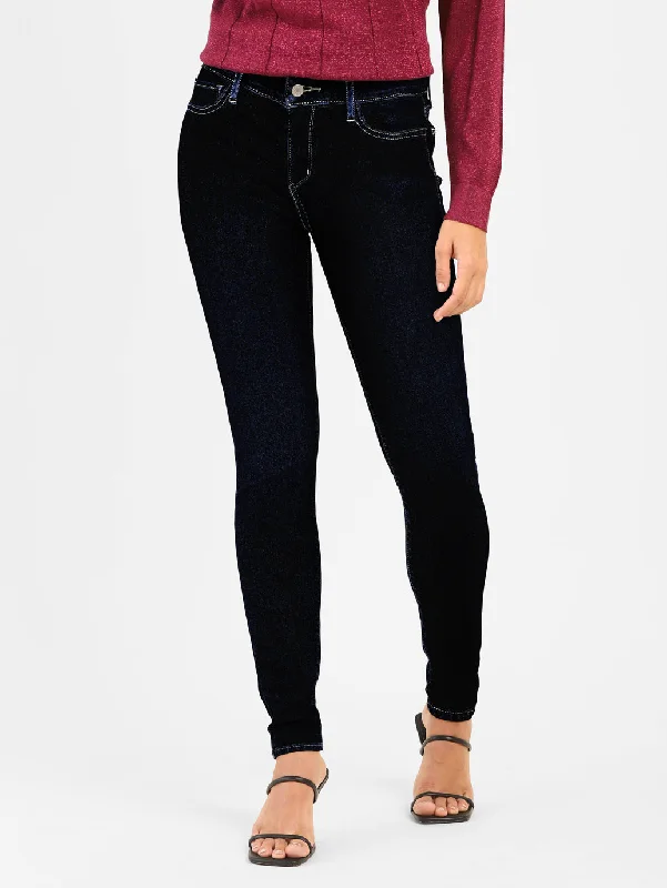 Distressed women jeans for a trendy and edgy lookWomen's Mid Rise 710 Super Skinny Jeans