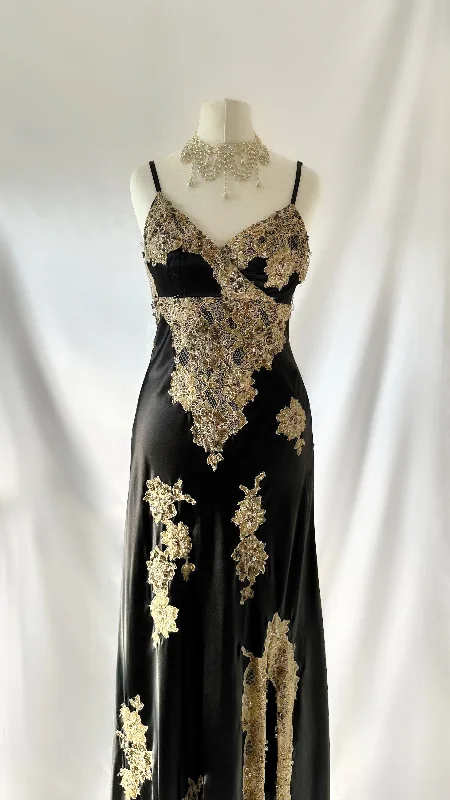 Backless Women Dress for a Sexy and Alluring Look at Evening EventsVINTAGE GLAMOUR SATIN LACE EMBELLISHED GOWN Backless Women Dress for a Sexy and Alluring Look at Evening EventsVINTAGE GLAMOUR SATIN LACE EMBELLISHED GOWN
