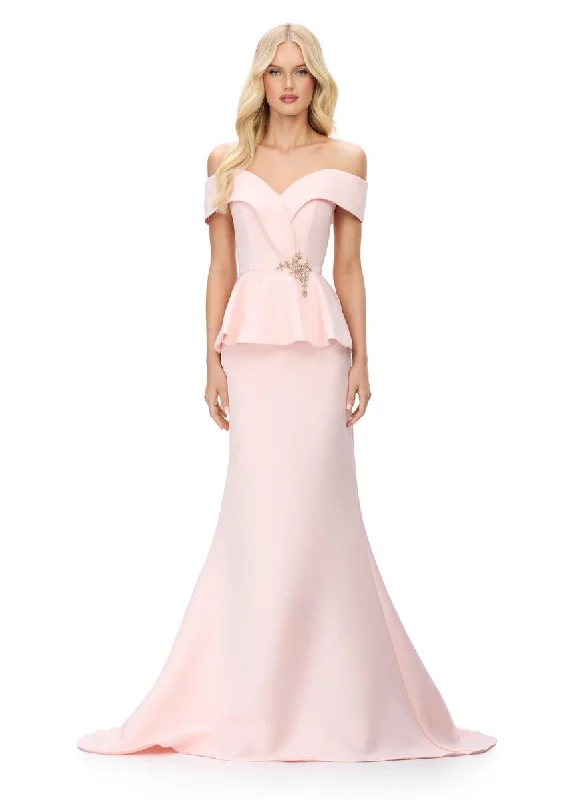 Ball Gown Women Dress with a Full Skirt for a Princess - like LookASHLEYlauren Off Shoulder Evening Dress 11710 Ball Gown Women Dress with a Full Skirt for a Princess - like LookASHLEYlauren Off Shoulder Evening Dress 11710