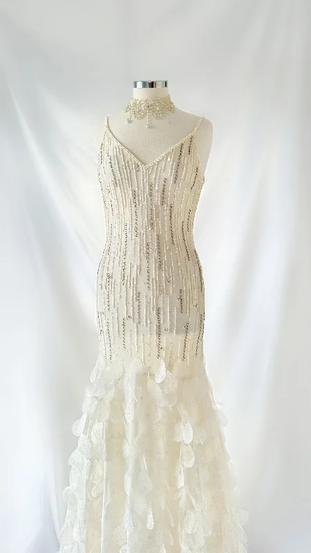 Little Black Women Dress with Sequins for a Glamorous Night OutETHEREAL WHITE SWAN EMBELLISHED SILK BACKLESS GOWN Little Black Women Dress with Sequins for a Glamorous Night OutETHEREAL WHITE SWAN EMBELLISHED SILK BACKLESS GOWN