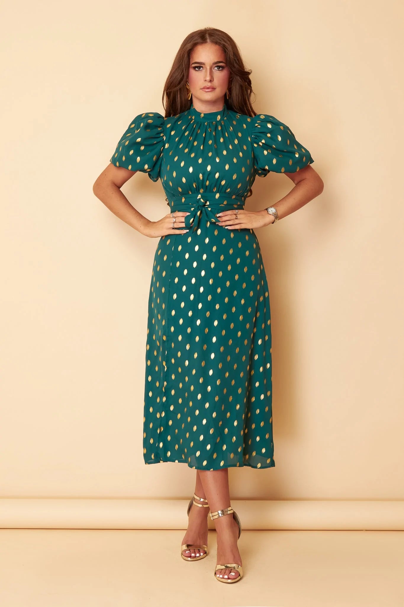 Strapless Women Dress with a Built - in Bra for Comfort and SupportLilly Emerald Green Gold Foil Print Puff Sleeve Midi Dress Strapless Women Dress with a Built - in Bra for Comfort and SupportLilly Emerald Green Gold Foil Print Puff Sleeve Midi Dress