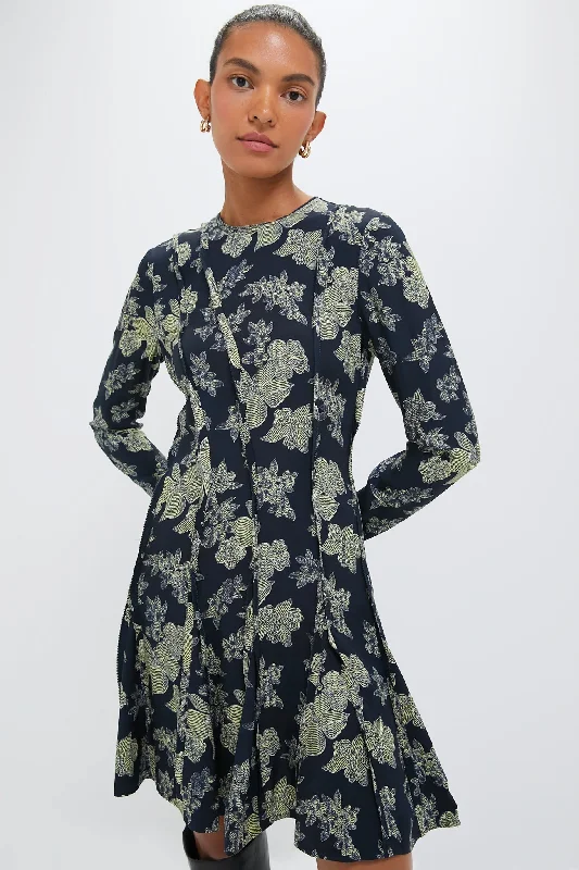 Ball Gown Women Dress with a Full Skirt for a Princess - like LookMinuit Juliette Dress Ball Gown Women Dress with a Full Skirt for a Princess - like LookMinuit Juliette Dress