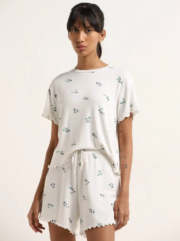 Elastic Waist Women Shorts for Easy Wear and ComfortSuperstar White Floral Printed T-Shirt