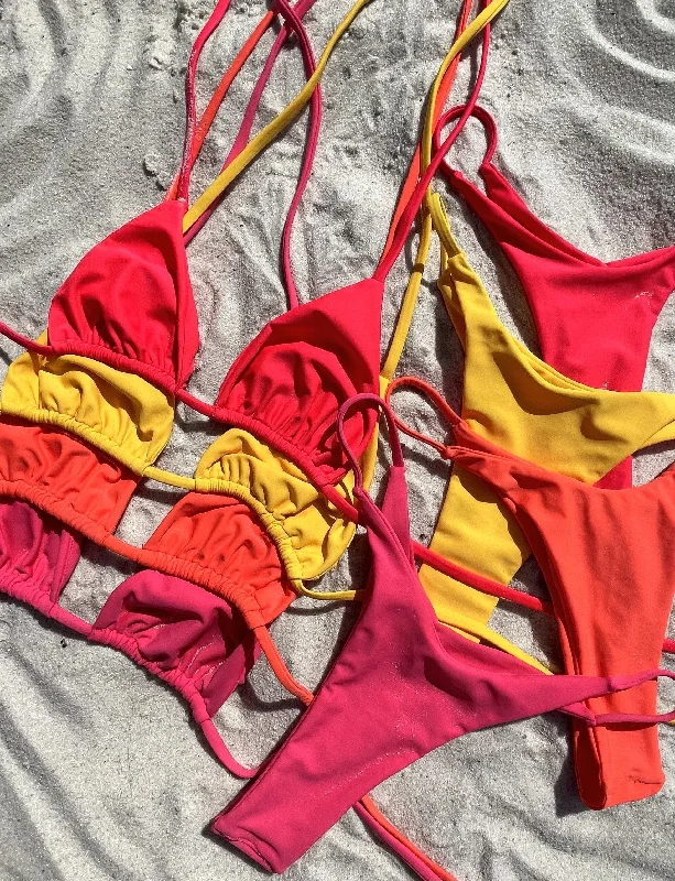 Ruched bikini with fabric gathers for a slimming effectSTARBURST V BOTTOM - CHERRY